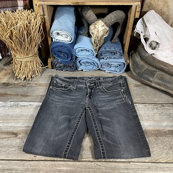 size 28 womens jeans in us